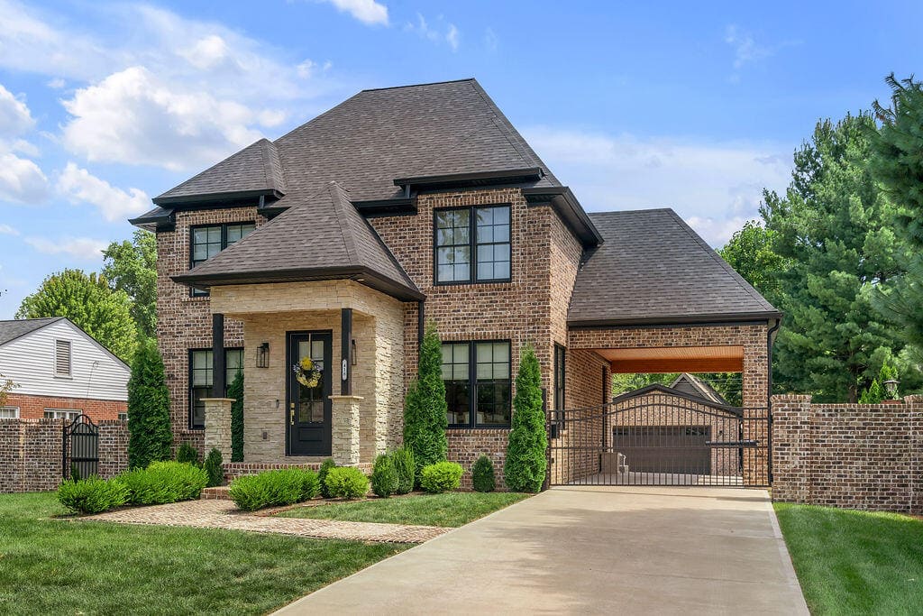 418 Chinoe Road, Lexington, KY 40502 — primary photo