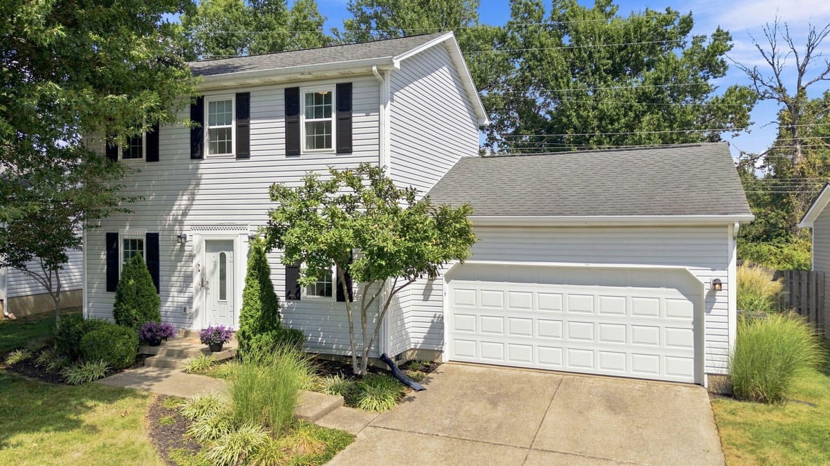 3108 Arrowhead Drive, Lexington, KY 40503 — primary photo