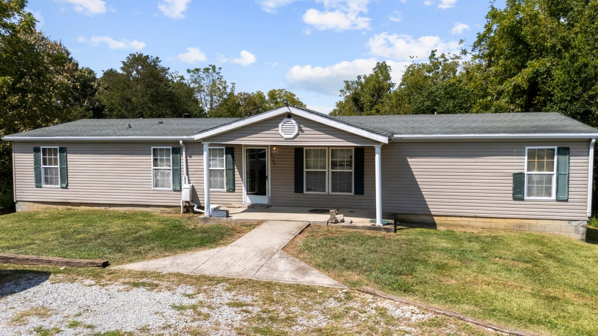 2748 Corinth-Hinton Road, Corinth, KY 41010 — primary photo
