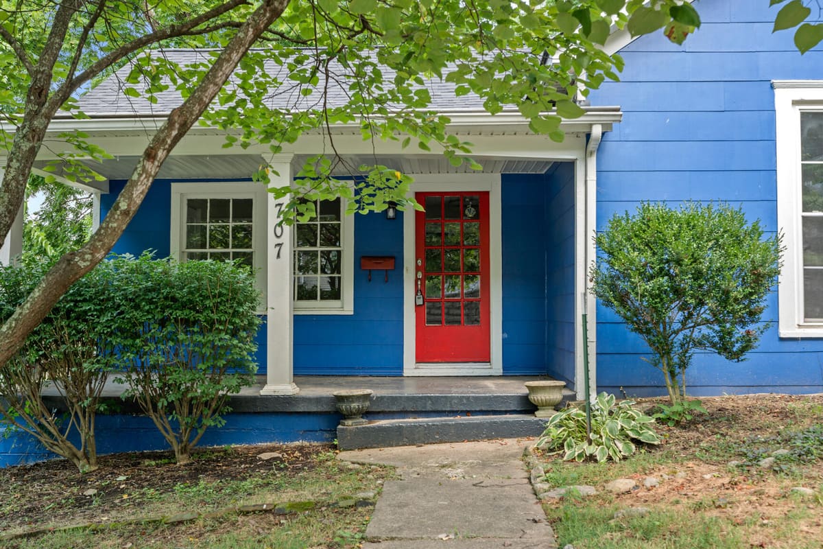 707 Woodland Avenue, Frankfort, KY 40601 — primary photo