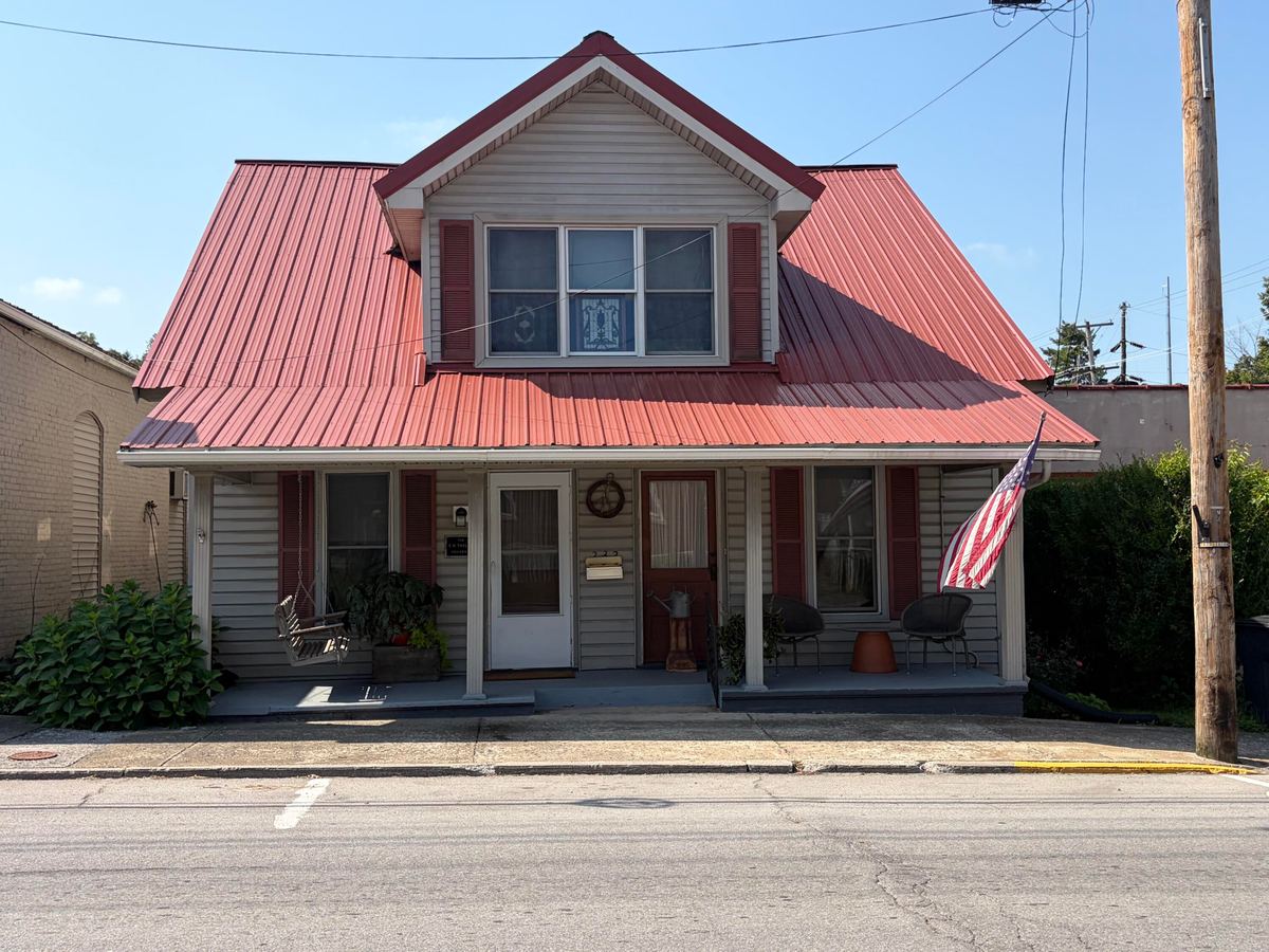 232 W Main Street, Carlisle, KY 40311 — primary photo