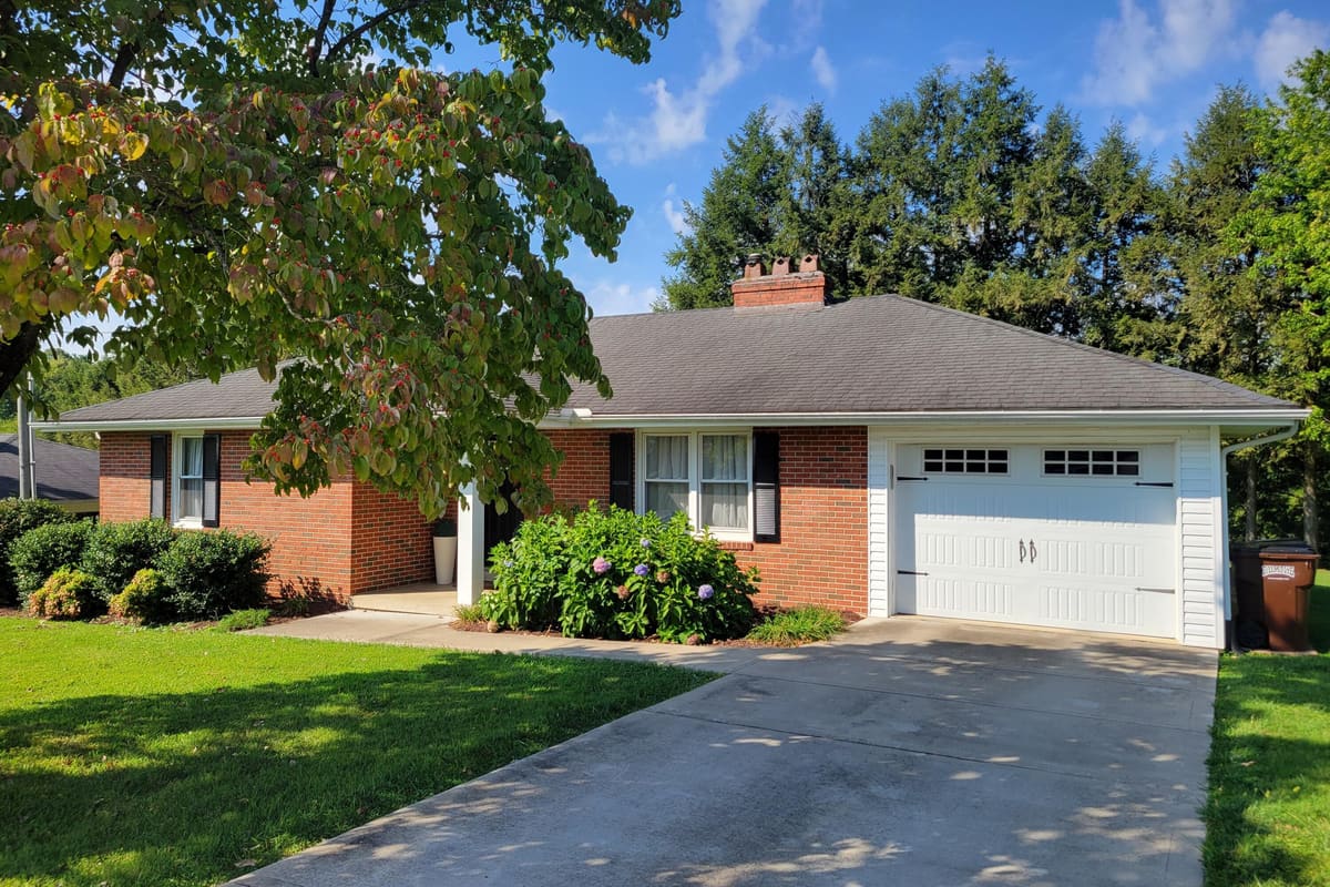 518 Dare Drive, Mt Sterling, KY 40353 — primary photo