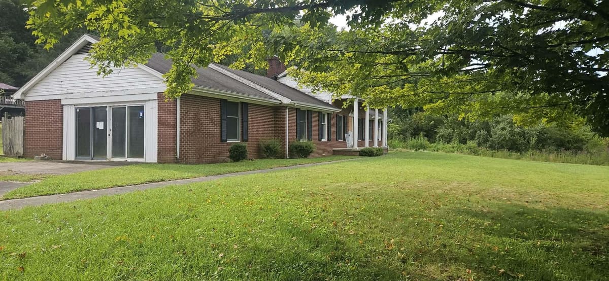 21267 State Highway 190, Frakes, KY 40940 — primary photo