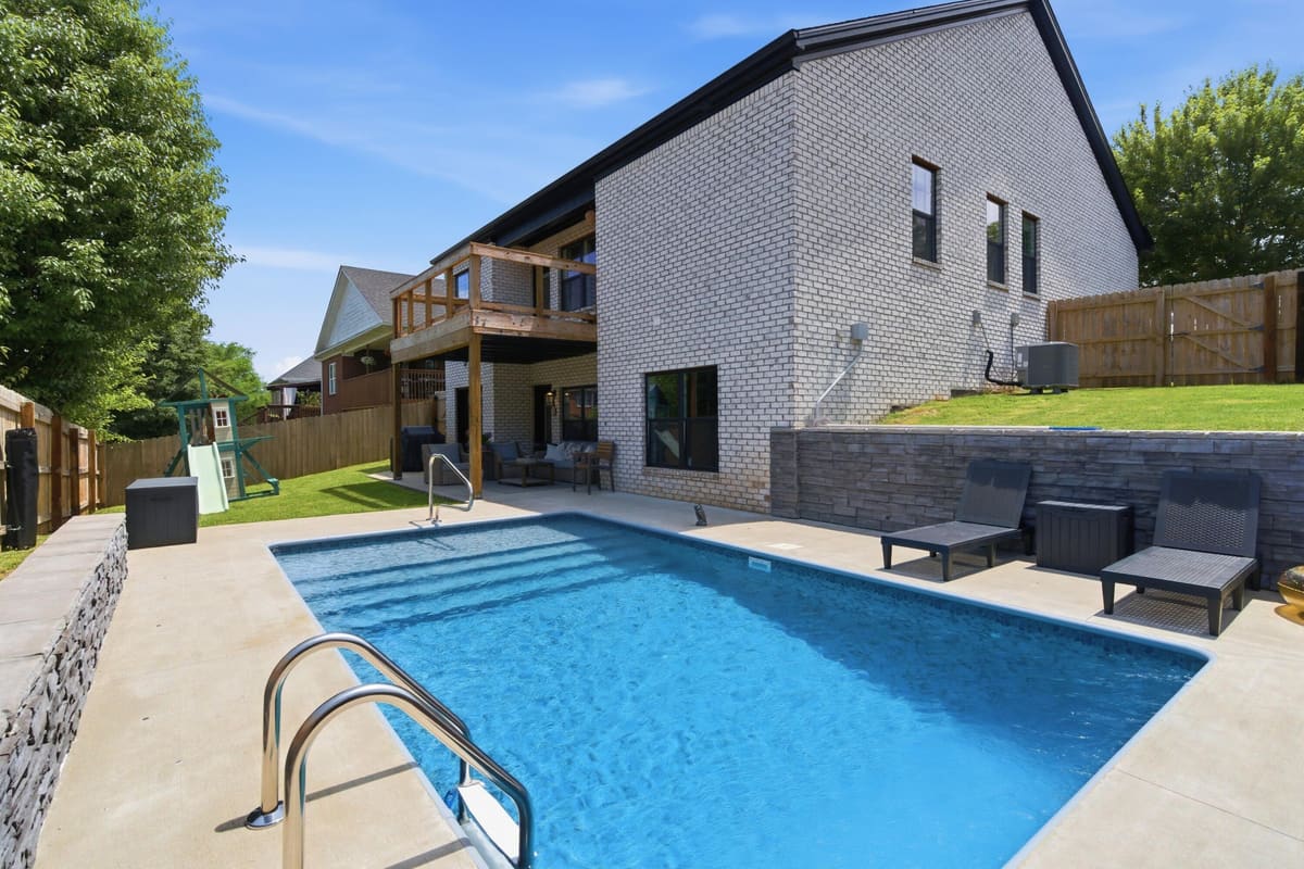 112 Wisteria Lane, Frankfort, KY 40601 — primary photo
