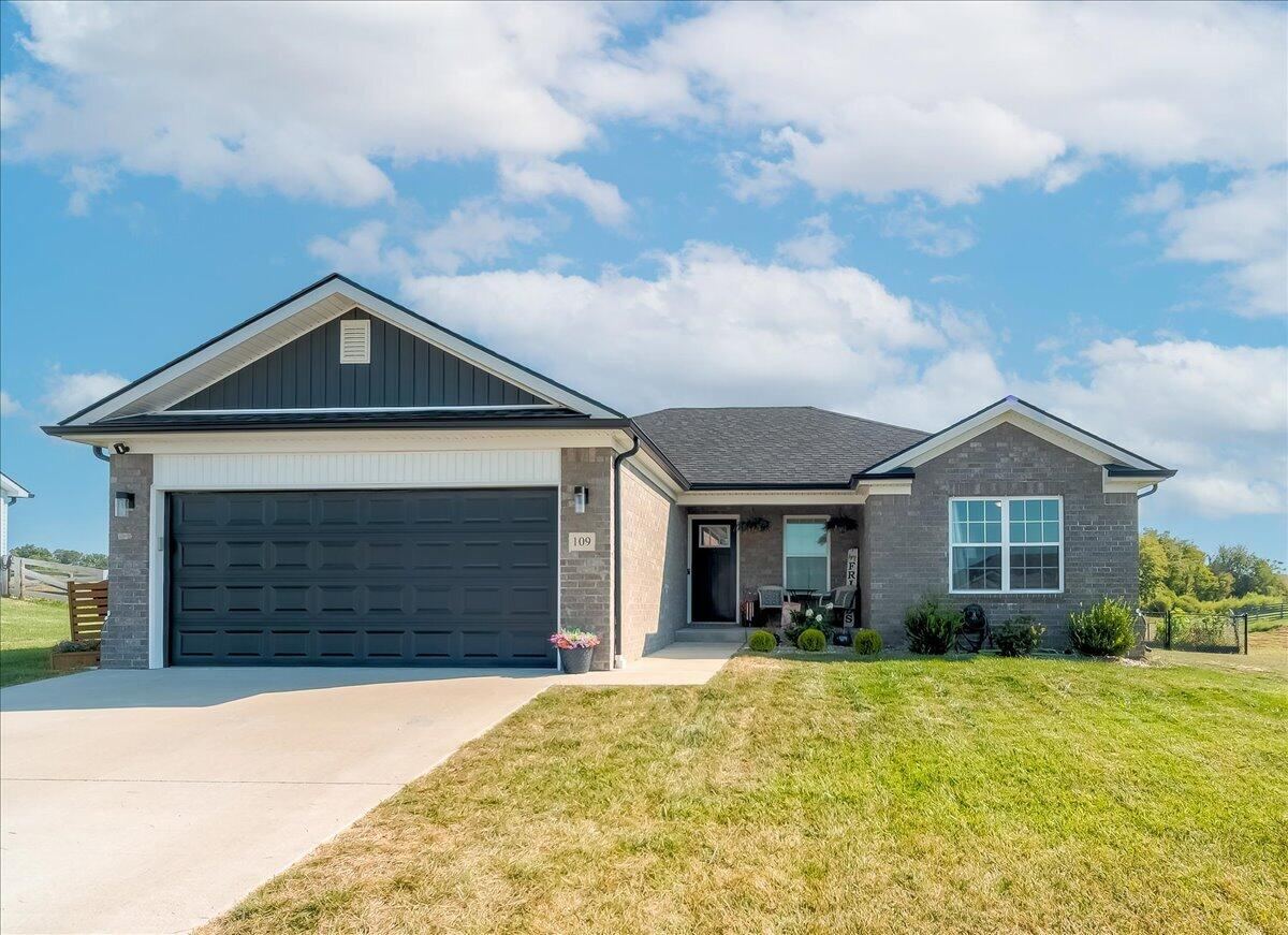 109 Stillwater Drive, Berea, KY 40403 — primary photo