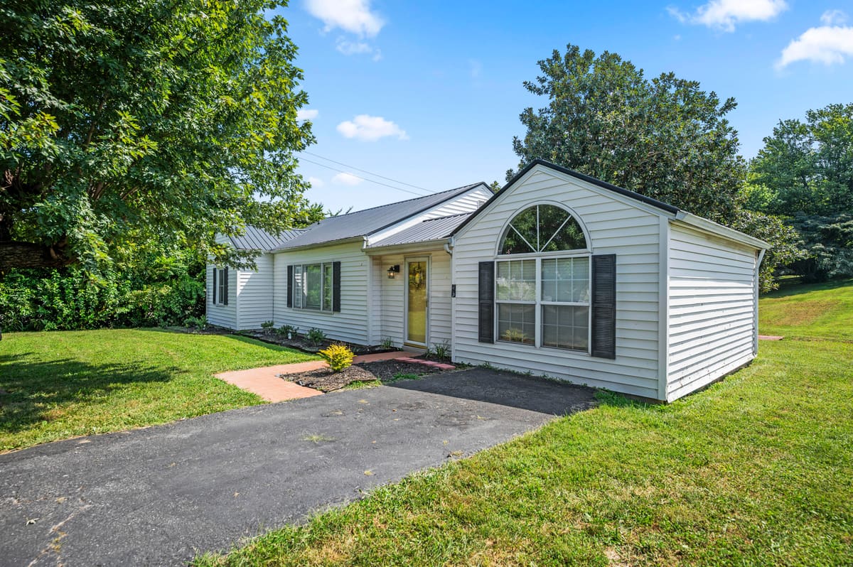 209 Boggs Lane, Richmond, KY 40475 — primary photo