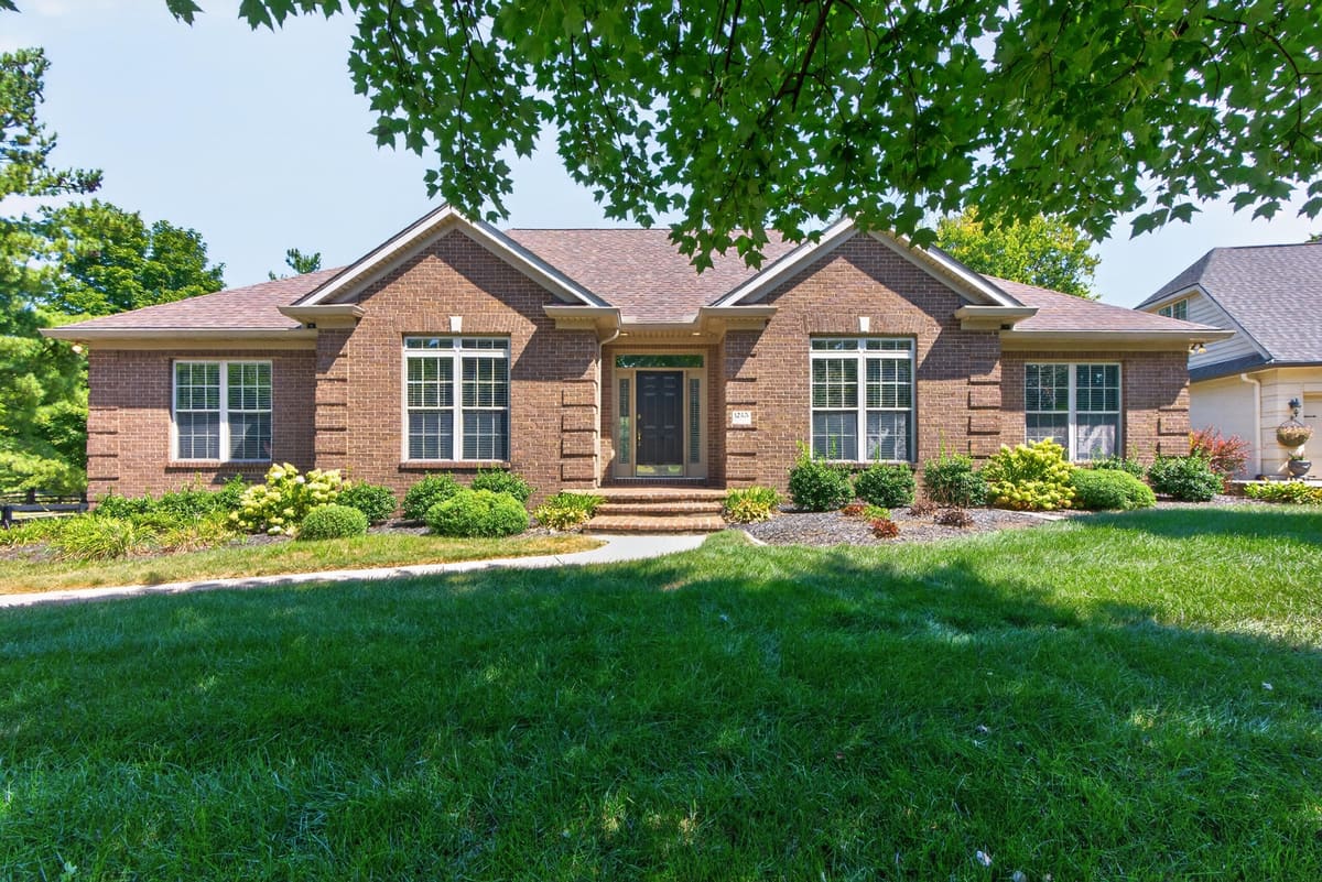 1245 Birmingham Lane, Lexington, KY 40513 — primary photo