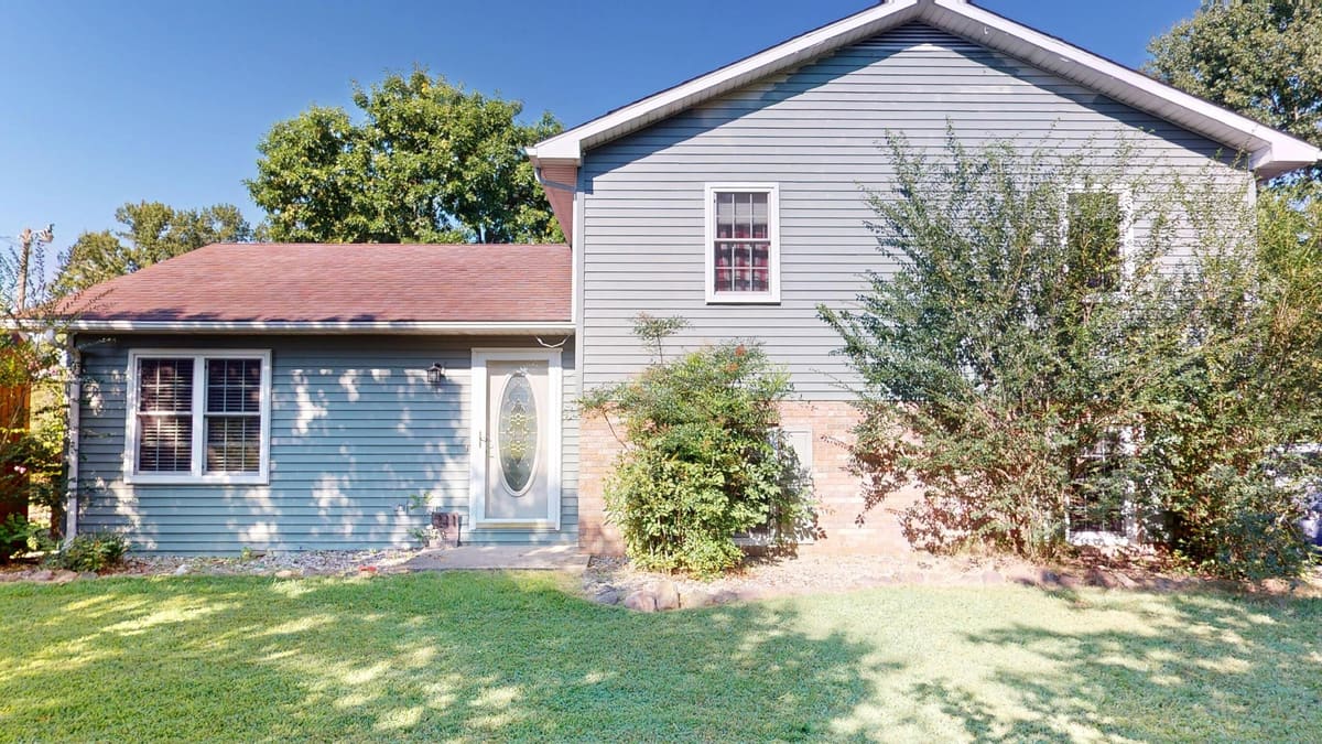 211 L Hancock Road, Columbia, KY 42728 — primary photo
