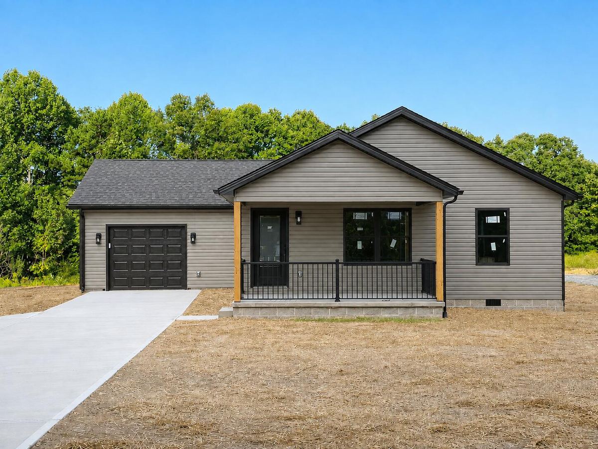 119 Bulls Branch Rd Road, East Bernstadt, KY 40729 — primary photo