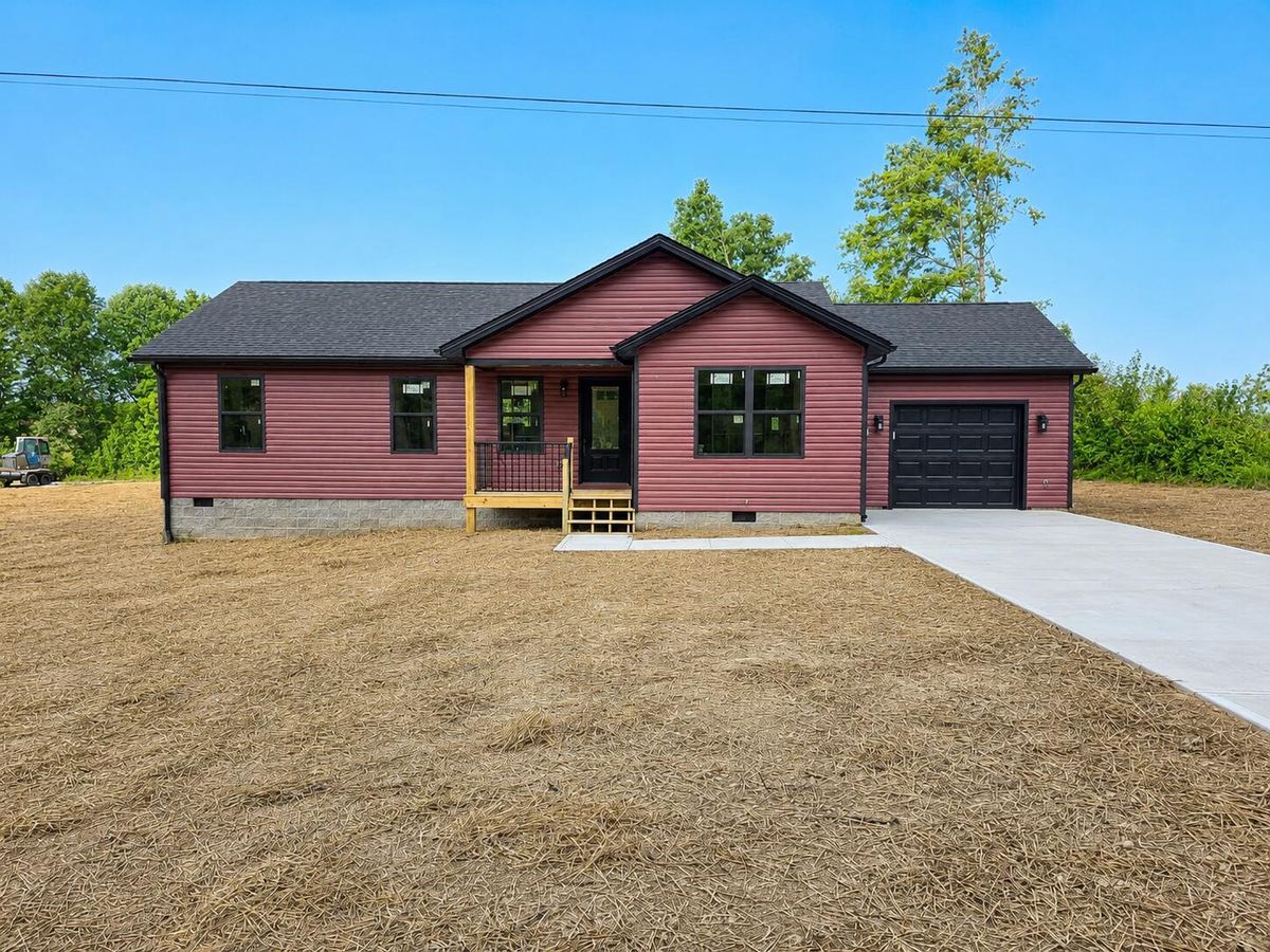 145 Bulls Branch Rd Road, East Bernstadt, KY 40729 — primary photo