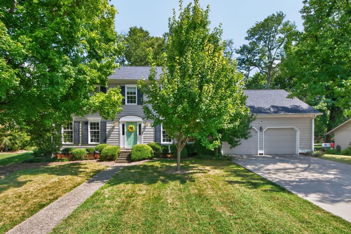 3004 Island Drive, Lexington, KY 40502 — primary photo