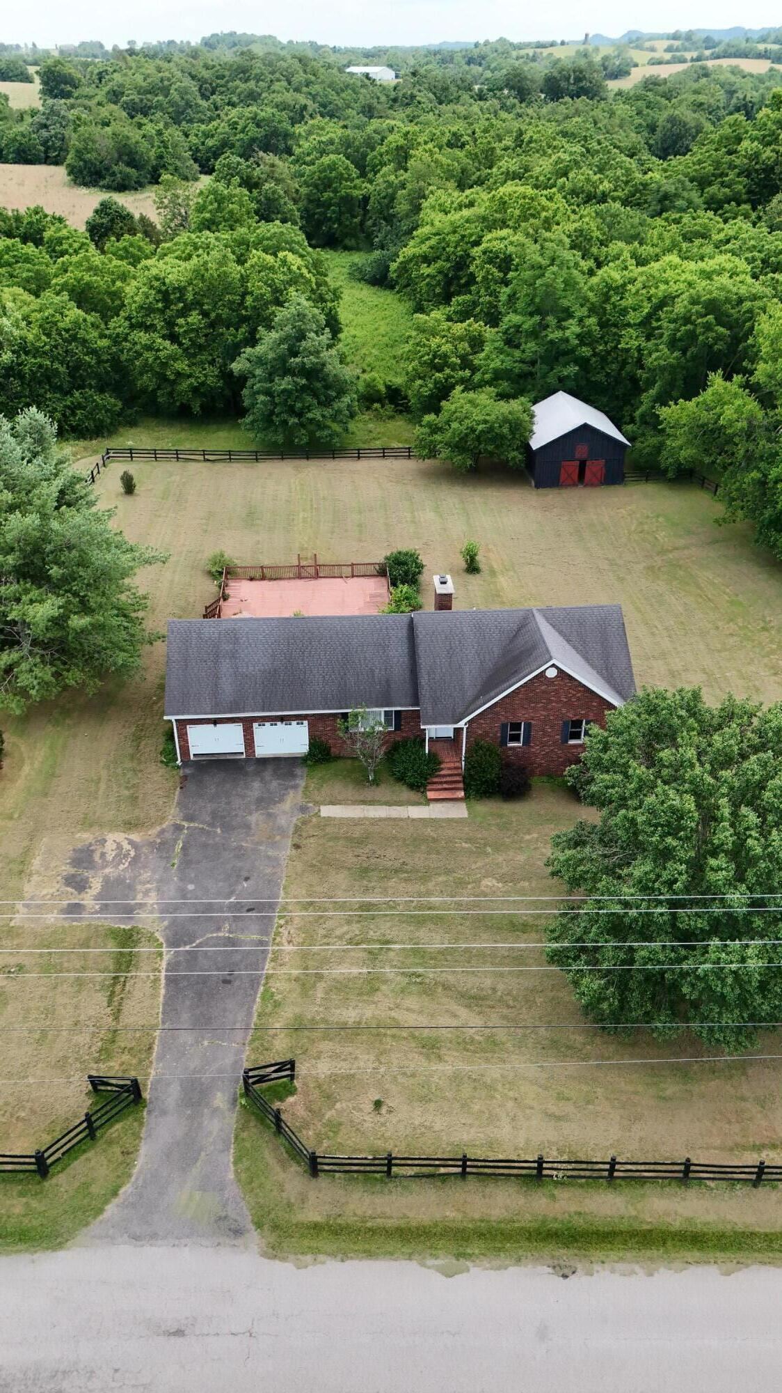 1109 Mitchell Lane, Danville, KY 40422 — primary photo
