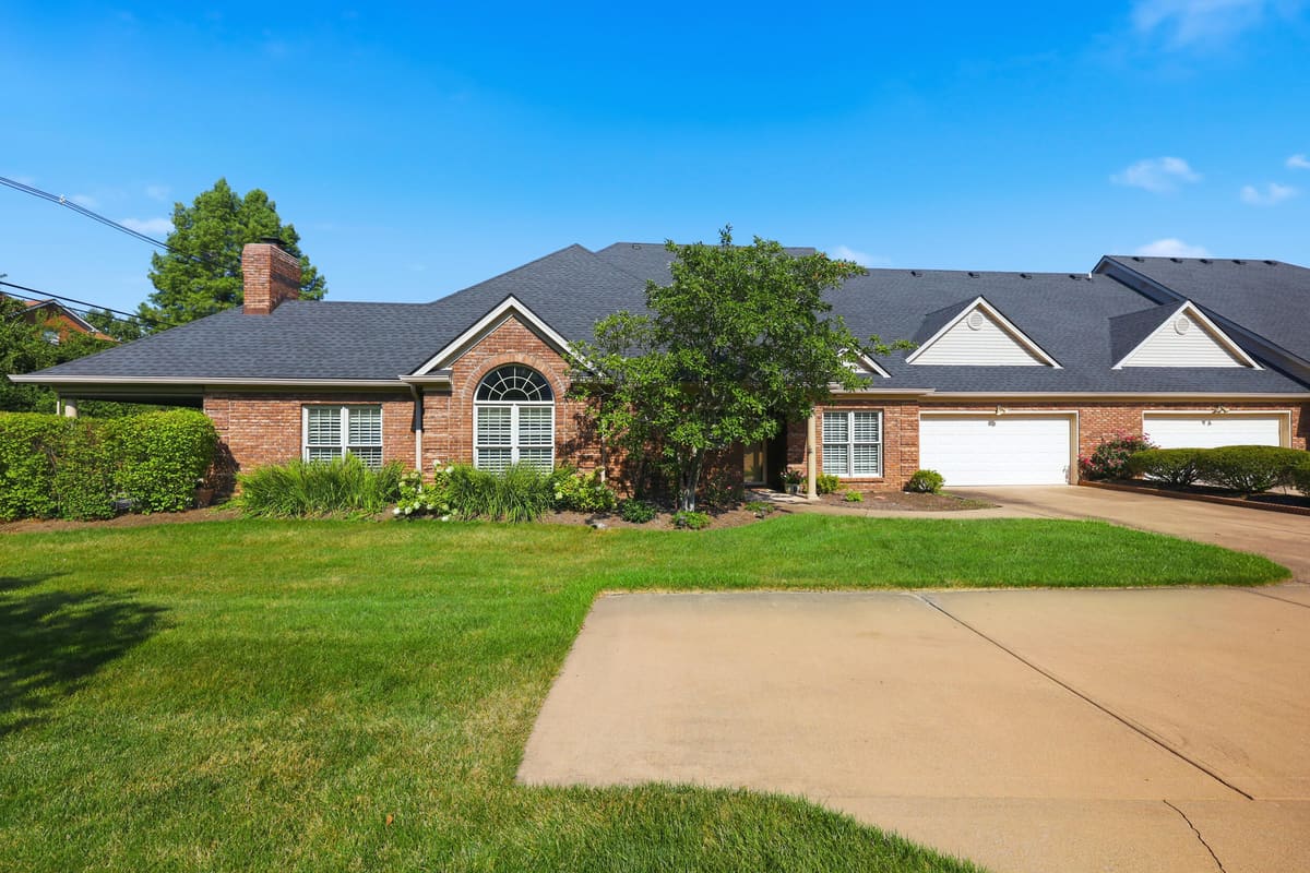 2632 Flying Ebony Dr Drive, Lexington, KY 40509 — primary photo