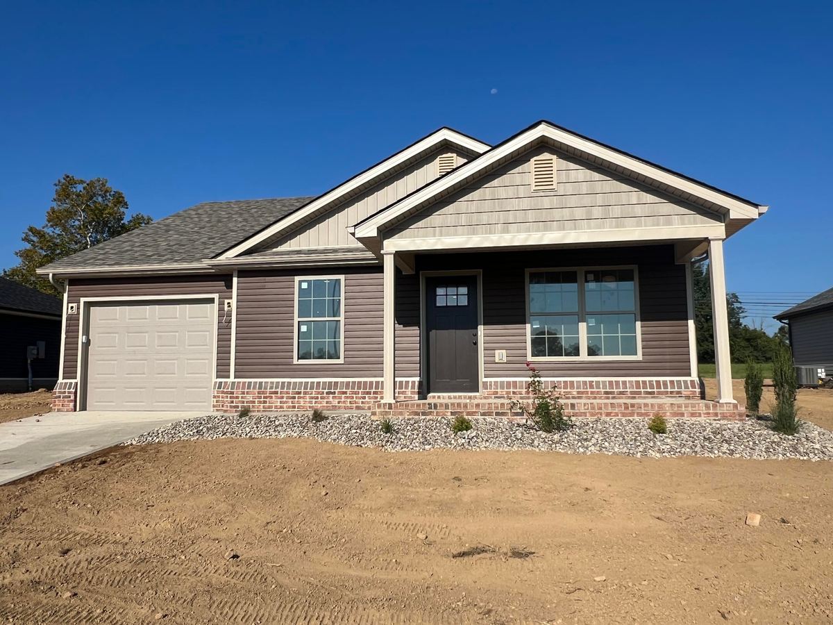 211 Terrace View Drive, Berea, KY 40403 — primary photo