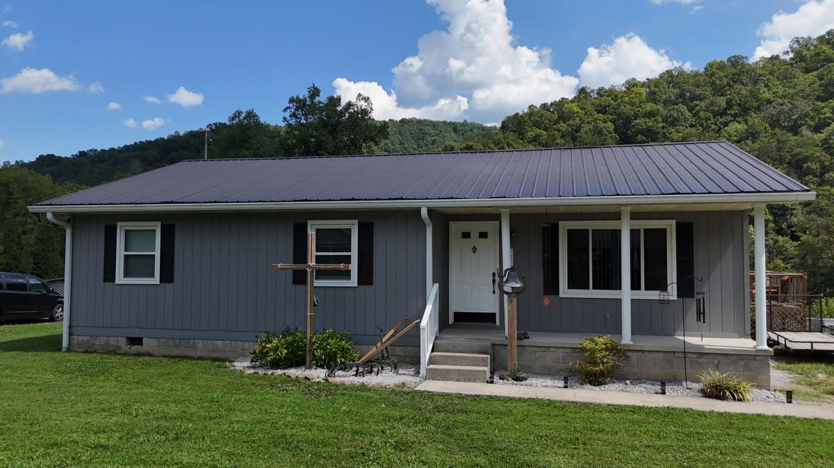 424 Burton Hill Road, Blackey, KY 41804 — primary photo