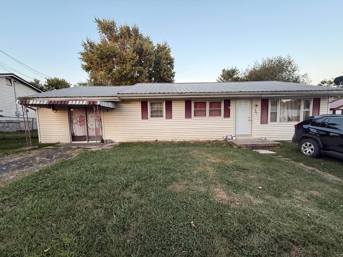 307 Liberty Street, Carlisle, KY 40311 — primary photo