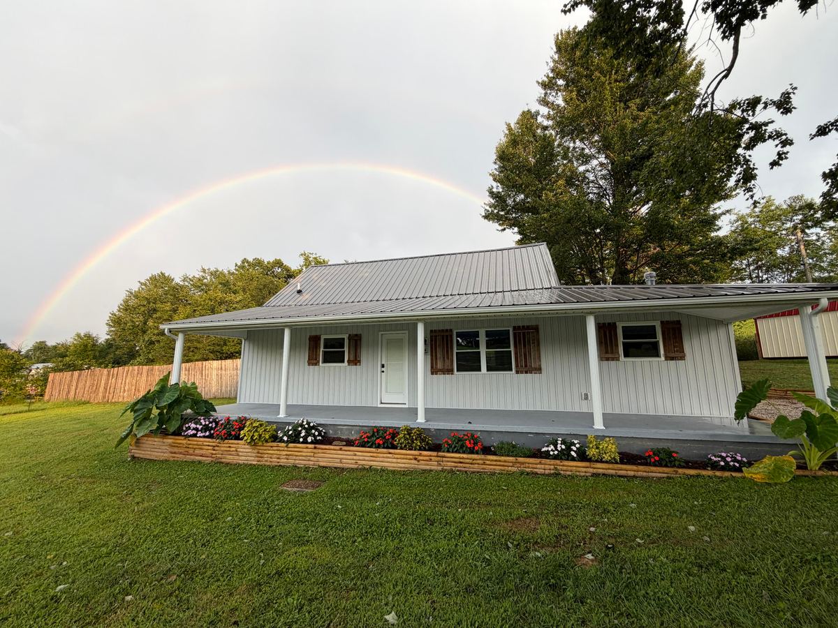 224 224 State Highway 746, Frenchburg, KY 40322 — primary photo