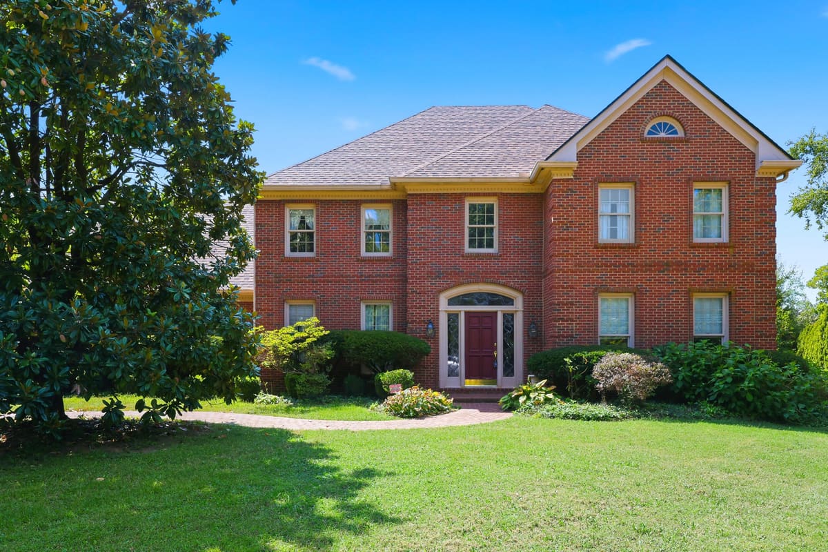 886 McMeekin Place, Lexington, KY 40502 — primary photo