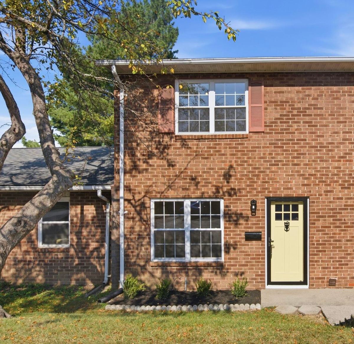 3500 Warwick Drive 24, Lexington, KY 40517 — primary photo