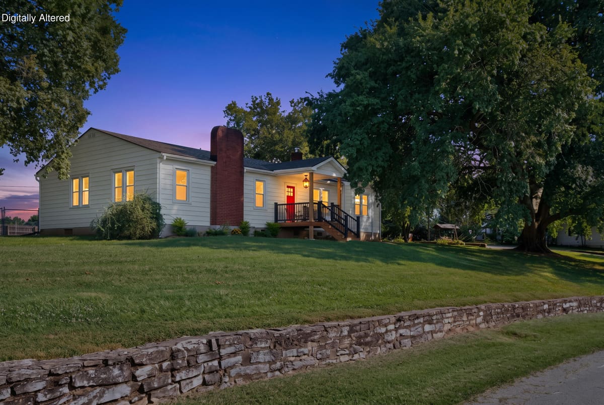 44 Horseshoe Drive, Paris, KY 40361 — primary photo