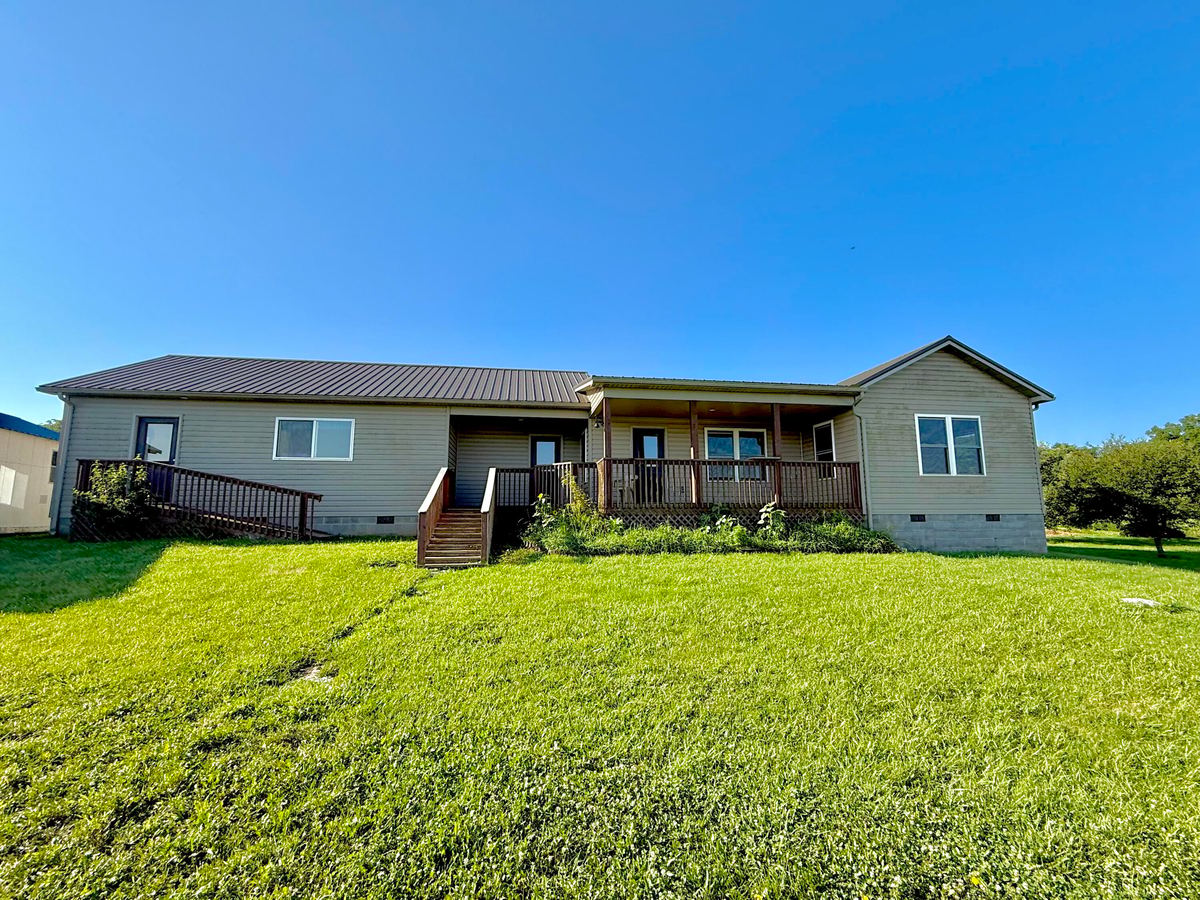 375 Coleman Lane, Crab Orchard, KY 40419 — primary photo