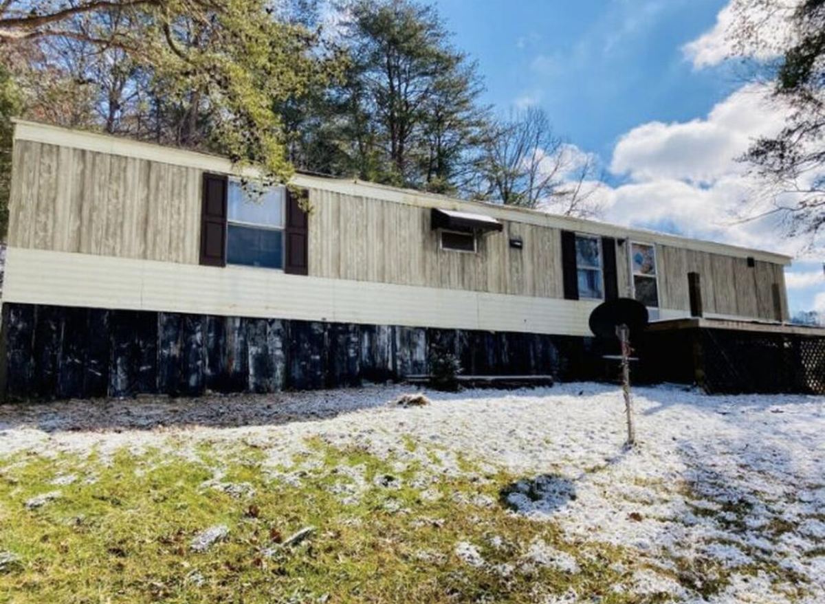 4131 Sweetwater Road, Berea, KY 40403 — primary photo