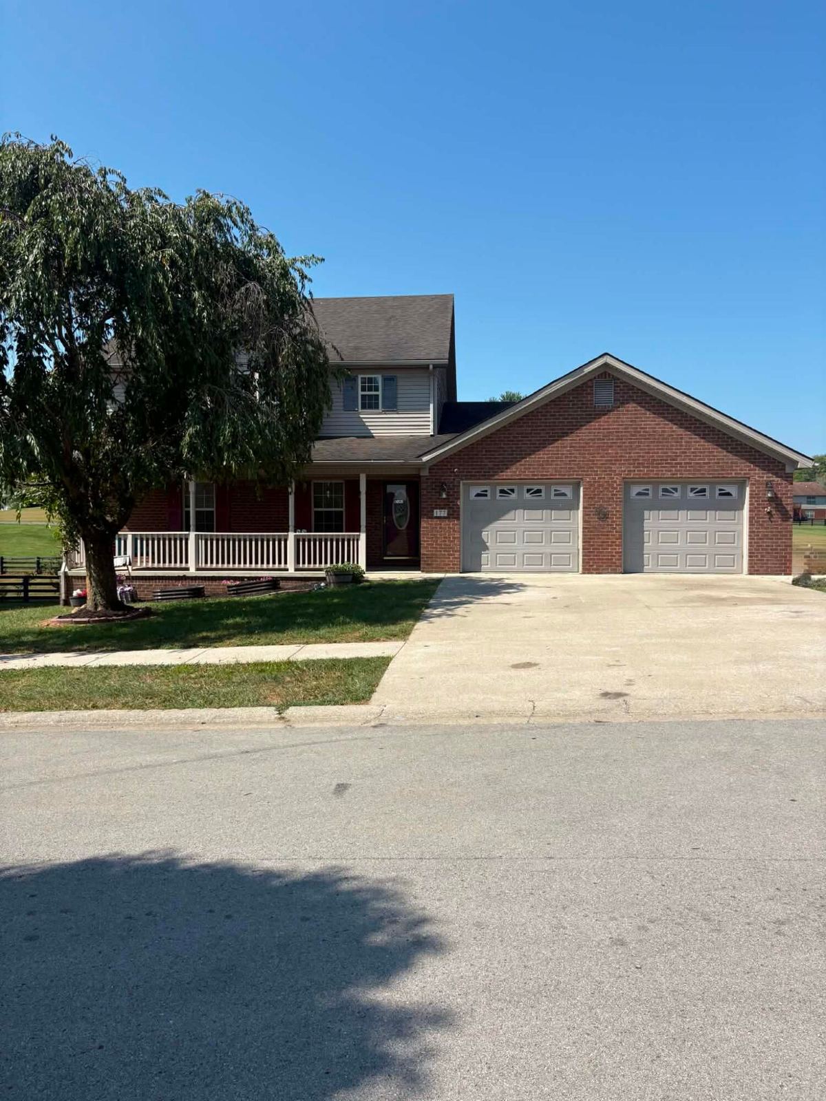 177 General Cleburne Drive, Richmond, KY 40475 — primary photo