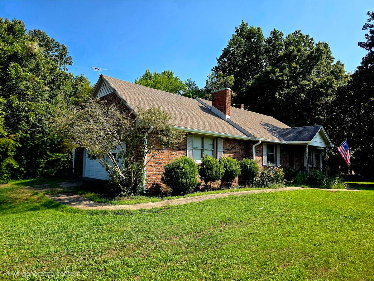517 E 12th, Benton, KY 42025 — primary photo