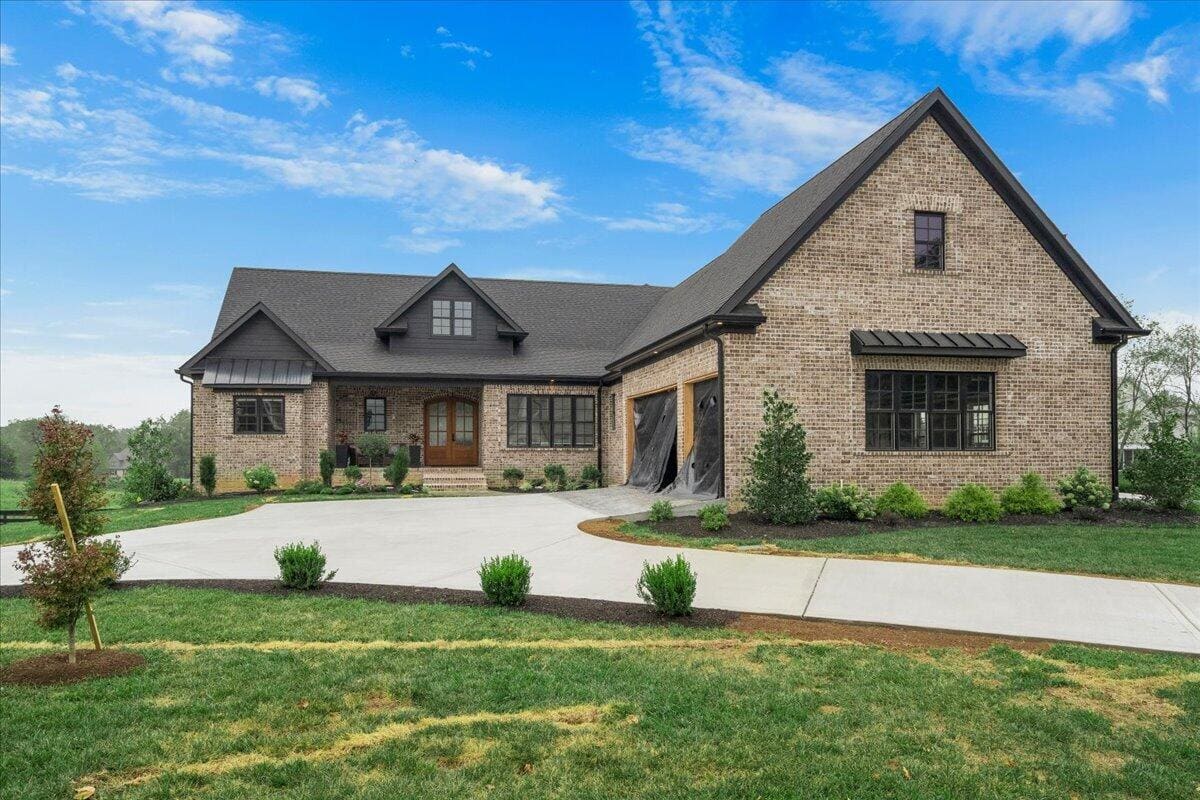 202 The Backstretch, Nicholasville, KY 40356 — primary photo