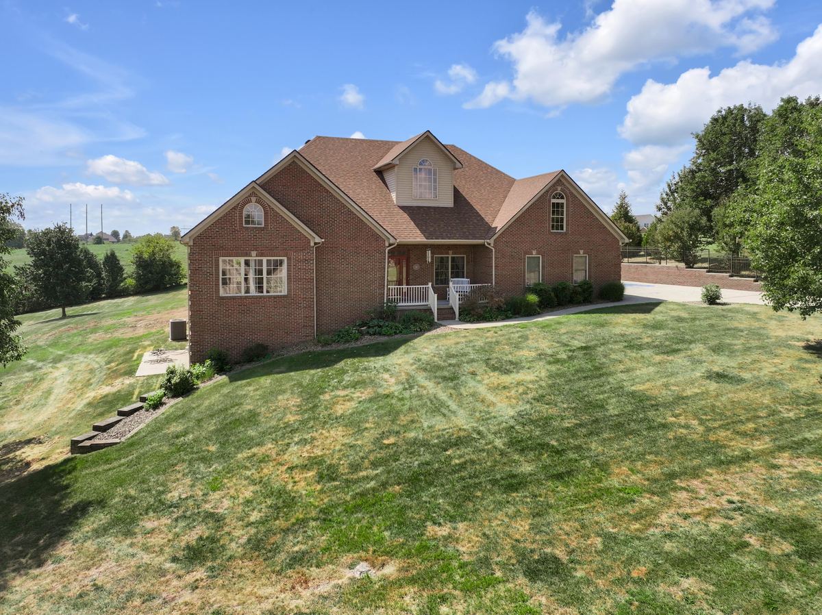 528 Ranier Drive, Richmond, KY 40475 — primary photo