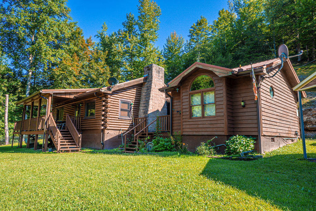 564 Houston Rd Road, Booneville, KY 41314 — primary photo