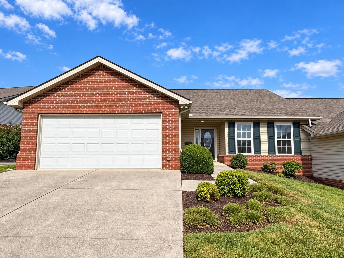 62 Leisure Lane, Somerset, KY 42503 — primary photo