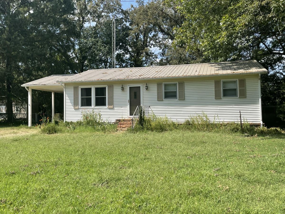 173 Whispering Oaks Loop, Mayfield, KY 42066 — primary photo