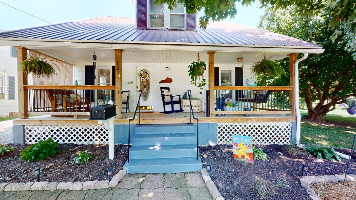 121 Hamilton Avenue, Lancaster, KY 40444 — primary photo