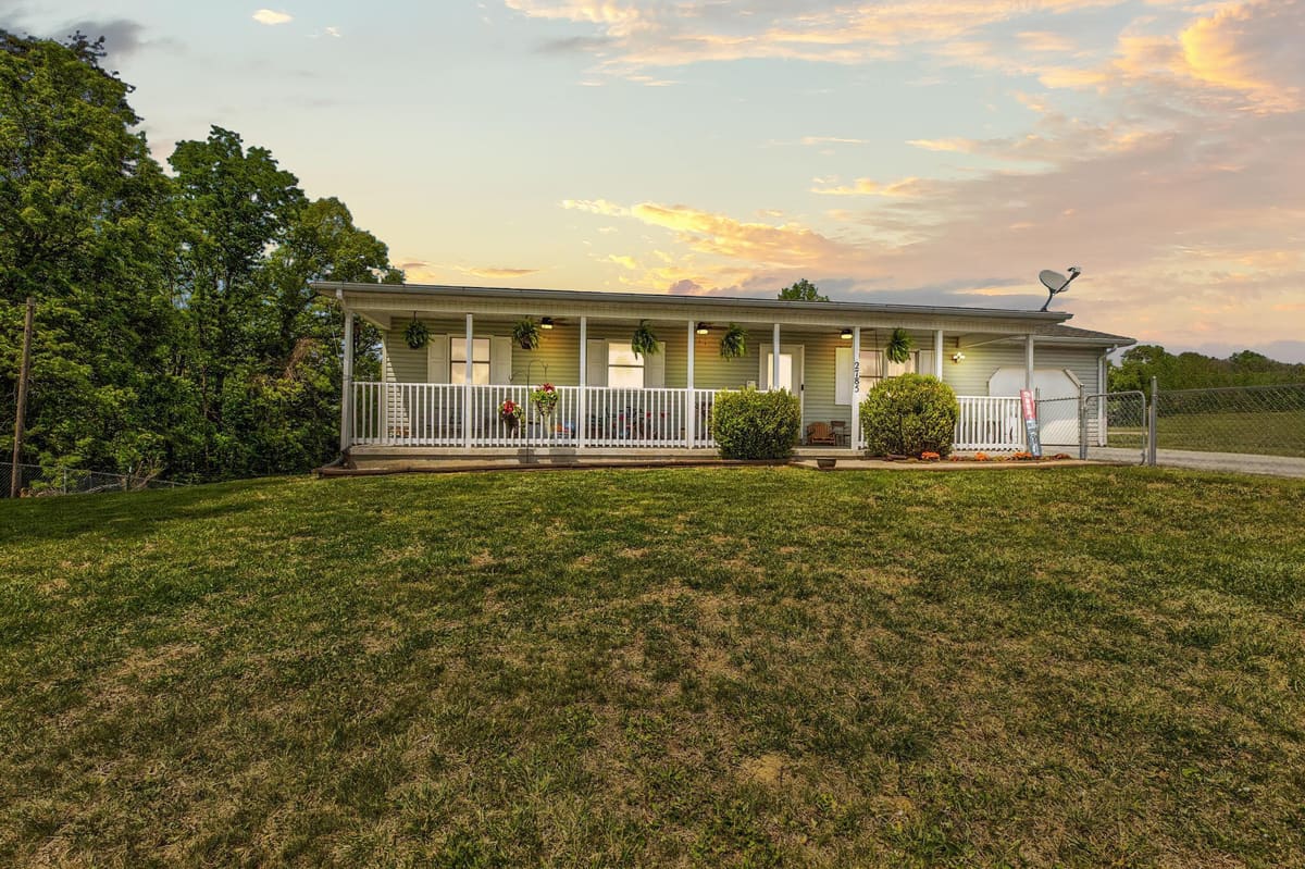 2785 Betty Gap Ridge Road, Denniston, KY 40316 — primary photo