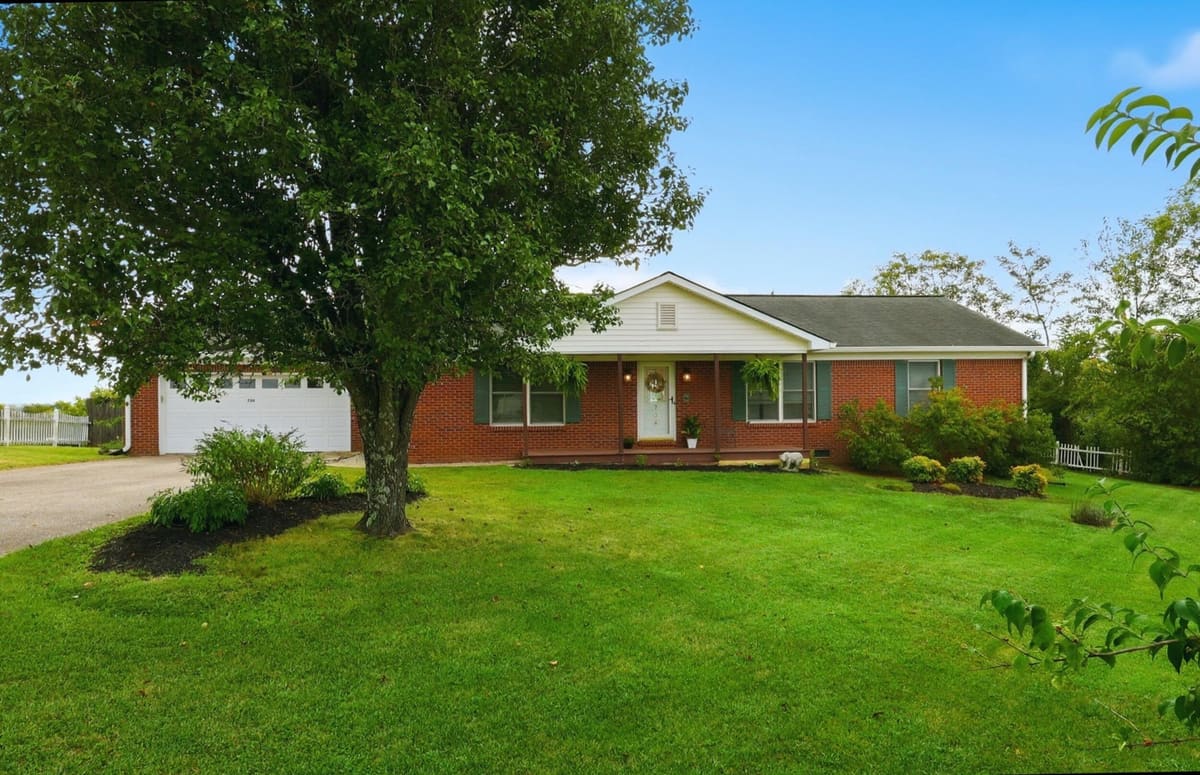 734 River Ridge Road, Frankfort, KY 40601 — primary photo