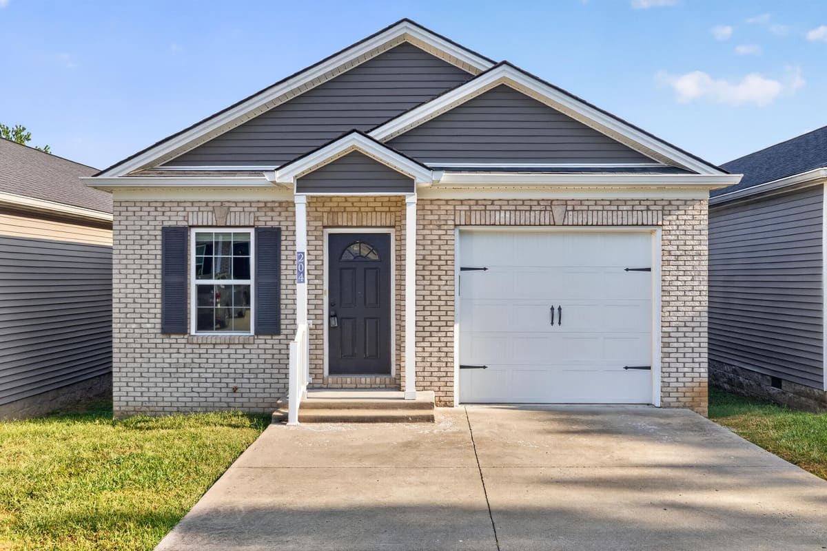 1020 Argyll Woods 204, Danville, KY 40422 — primary photo