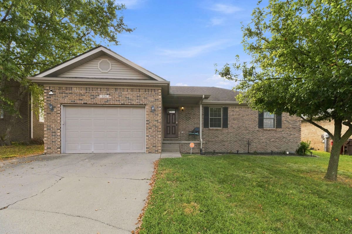 524 Homestead Drive, Nicholasville, KY 40356 — primary photo