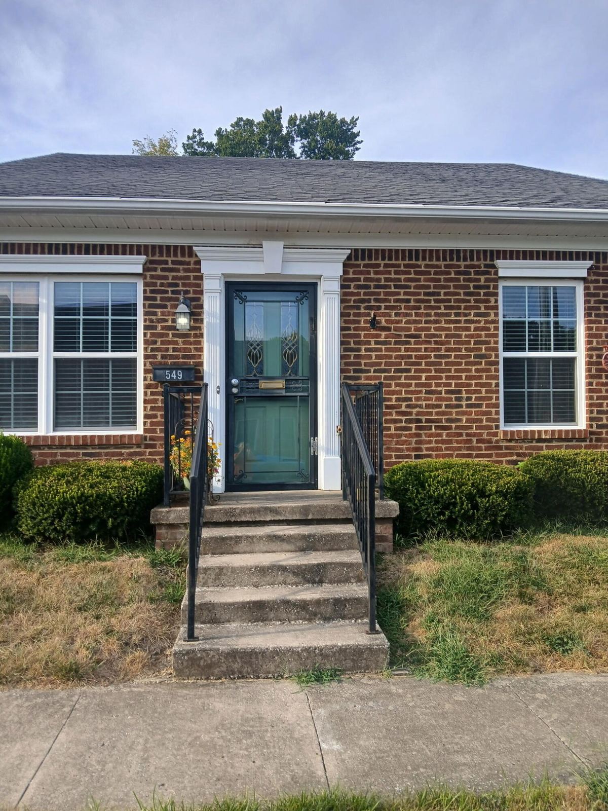 549 E Walnut Street, Danville, KY 40422 — primary photo