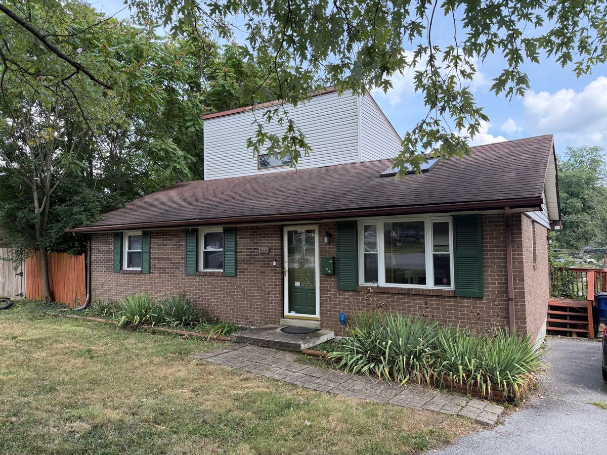 1339 Stephen Foster Drive, Lexington, KY 40517 — primary photo