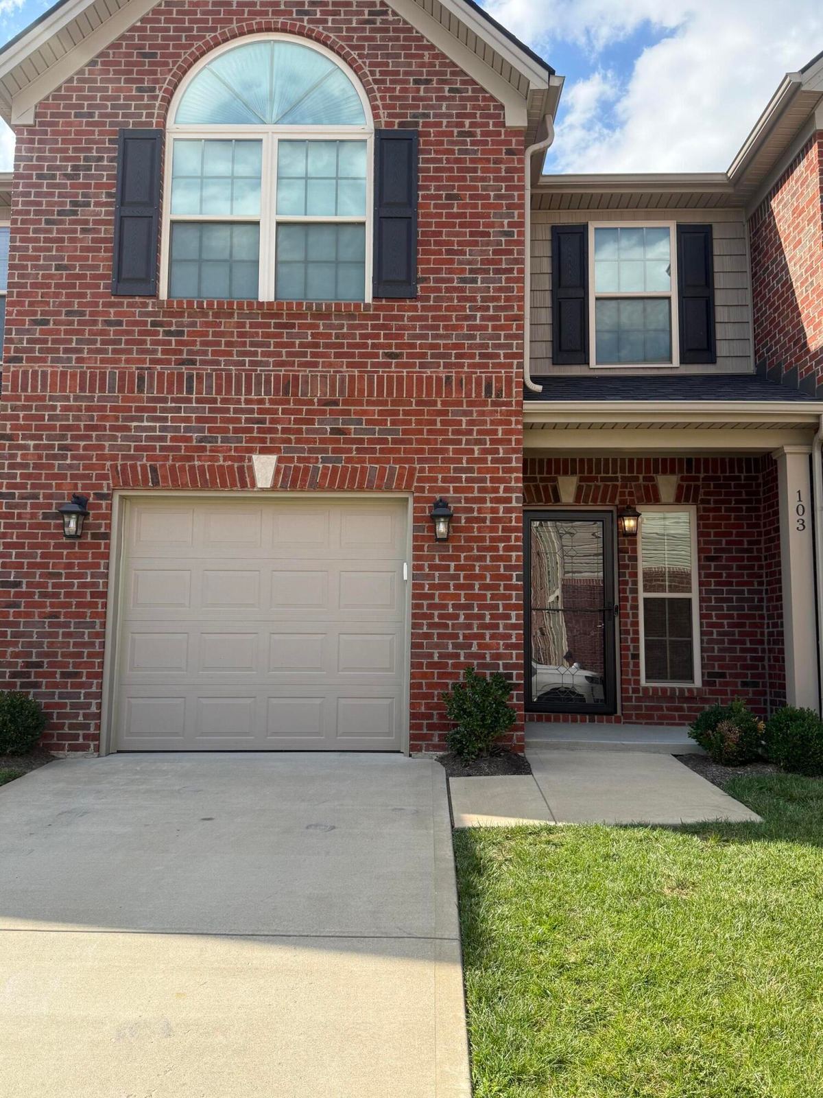 312 Hannah Todd Place #103, Lexington, KY 40509 — primary photo