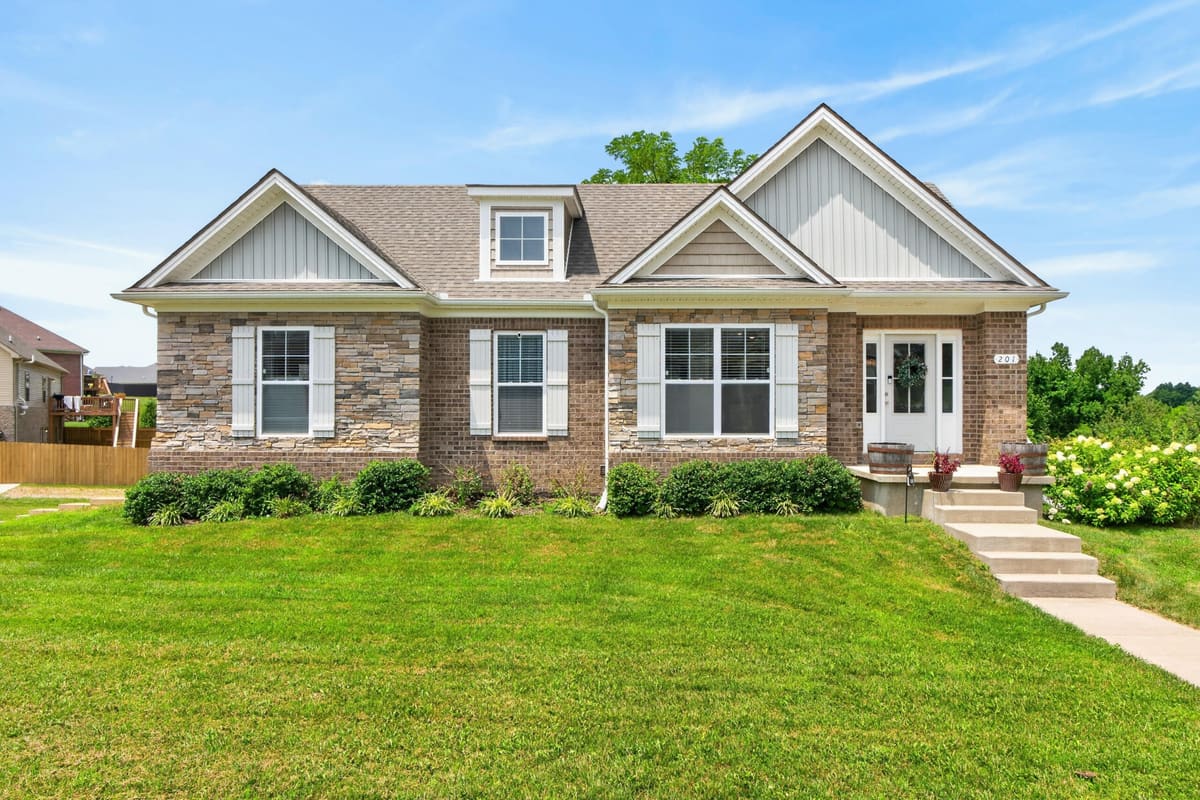 201 James Thomas Way, Richmond, KY 40475 — primary photo