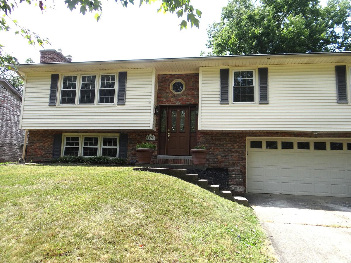 1928 Mint Julep Lane, Lexington, KY 40514 — primary photo