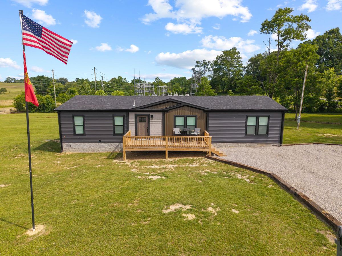 788 Cemetery Road, Waynesburg, KY 40489 — primary photo