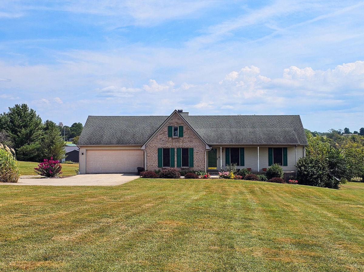 67 Delbar Lane, Lancaster, KY 40444 — primary photo