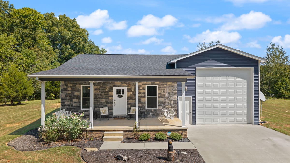 64 Alexandra Drive, Nancy, KY 42544 — primary photo