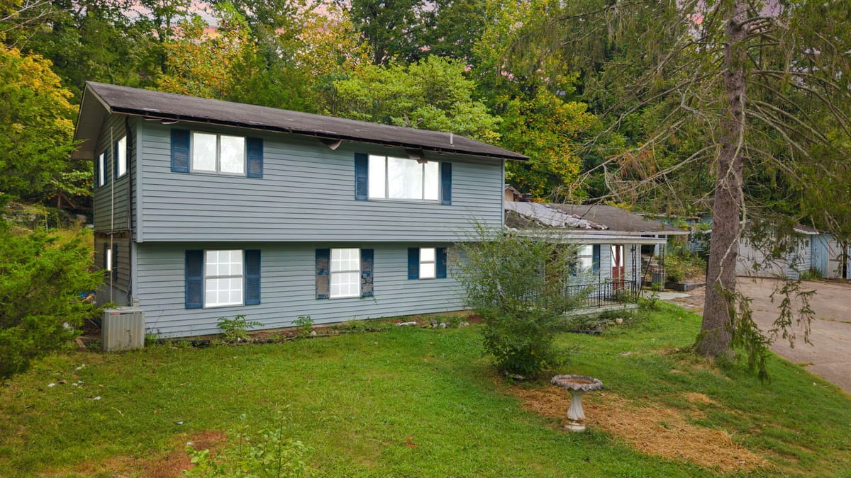 80 Pine Tree Drive, Burnside, KY 42519 — primary photo