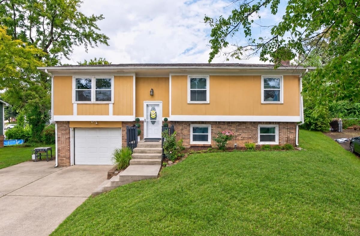 3068 Tuscaloosa Lane, Lexington, KY 40515 — primary photo