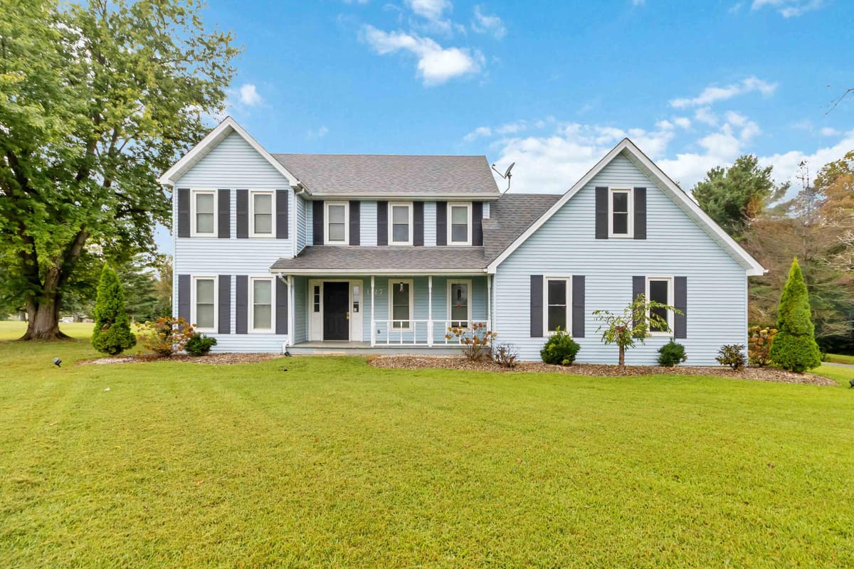 1127 Snow Road, Russell Springs, KY 42642 — primary photo