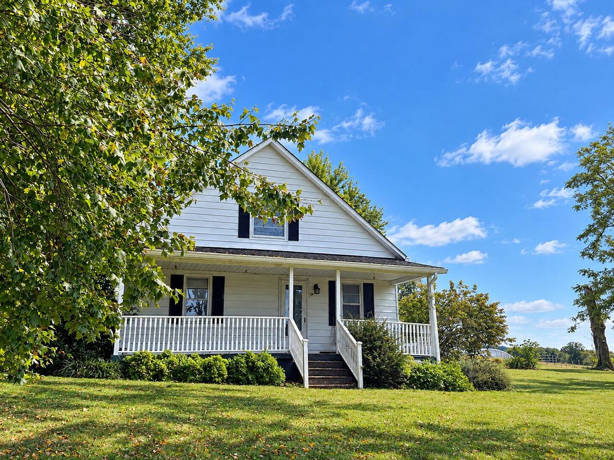 622 Keeney Road, Science Hill, KY 42553 — primary photo